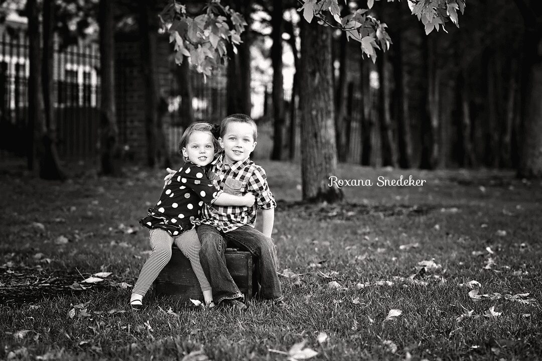 Newborn and wedding photographer in Noblesville, Indiana