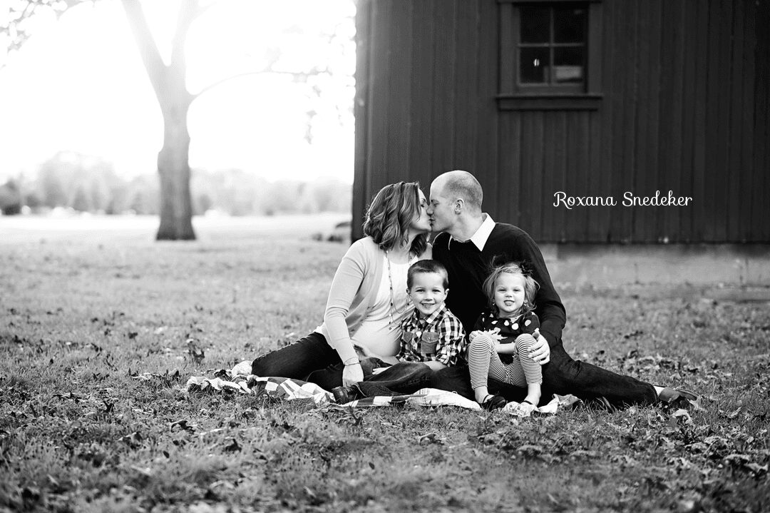 Newborn and wedding photographer in Noblesville, Indiana