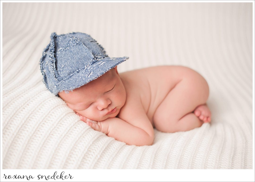 Kokomo, IN Newborn Photographer Roxana Snedeker