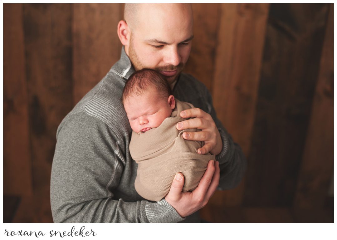 Kokomo, IN Newborn Photographer Roxana Snedeker