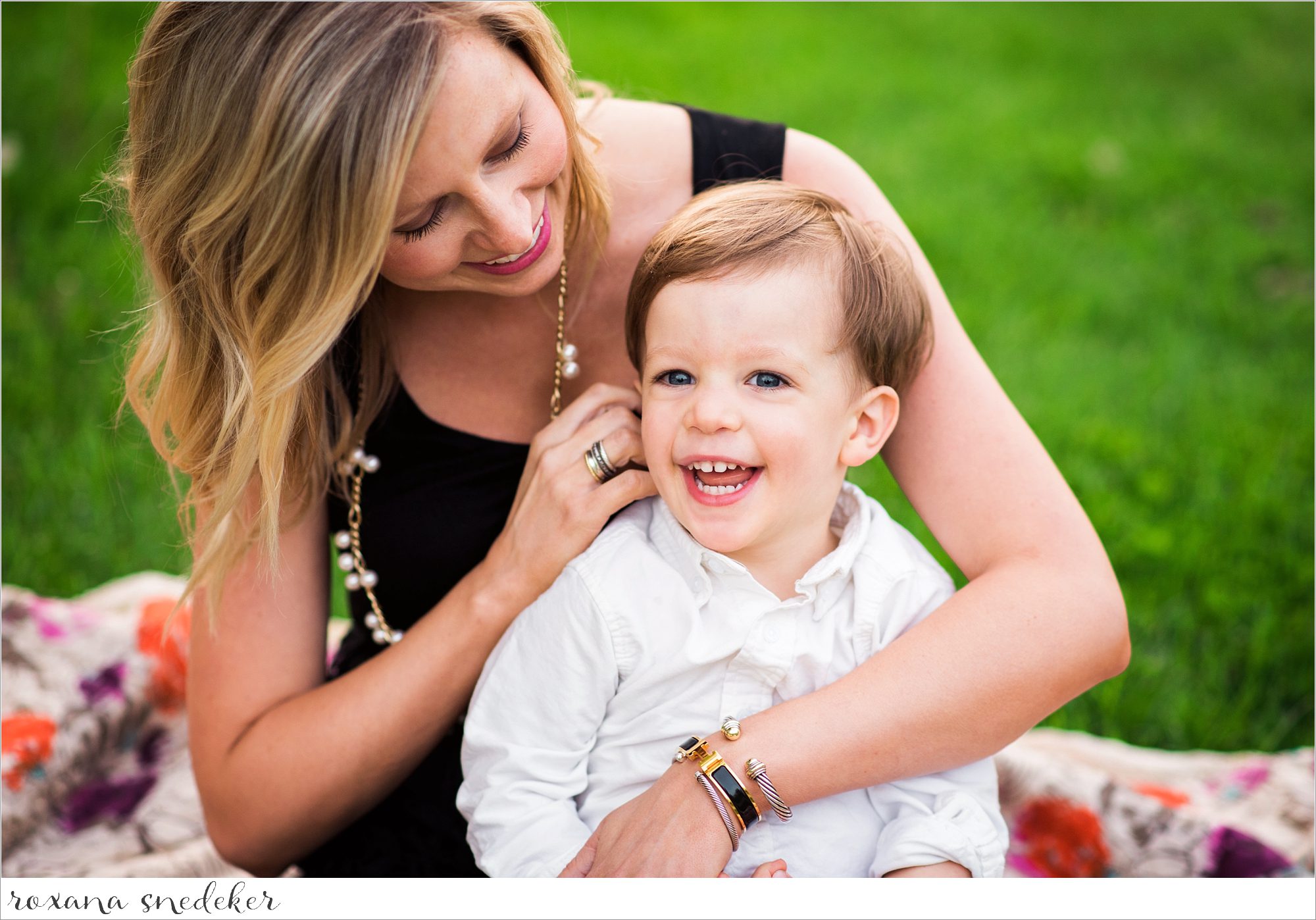 Maternity Photos Carmel, Indiana | Roxana Snedeker Photography