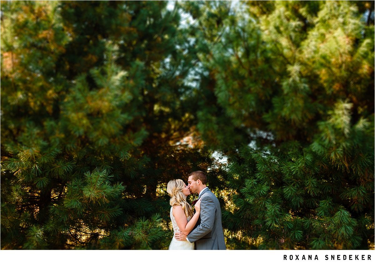 Outdoor Fall Wedding in Indianapolis, Indiana