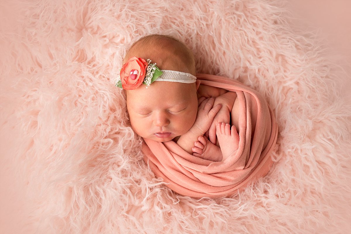 Carmel, Fishers, Westfield, Anderson, Zionsville, Noblesville, Indianapolis Newborn photographers