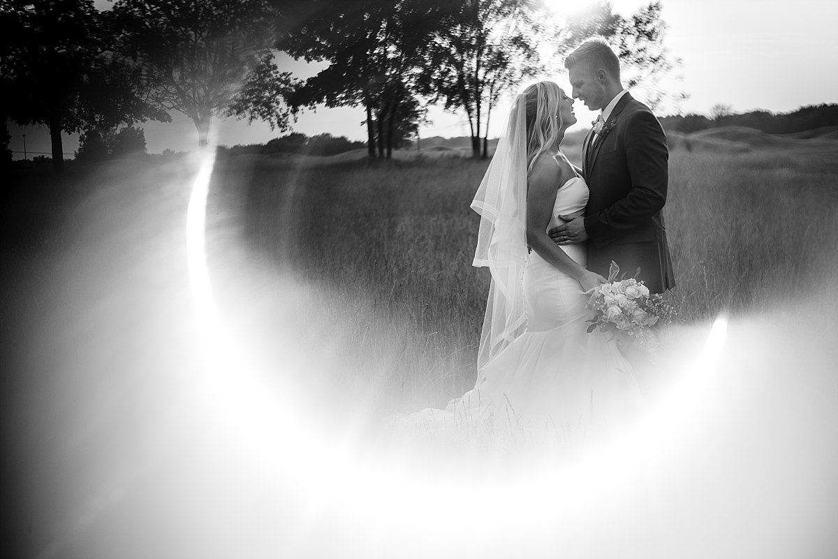 Sunset pictures with bride and groom at Purgatory golf club