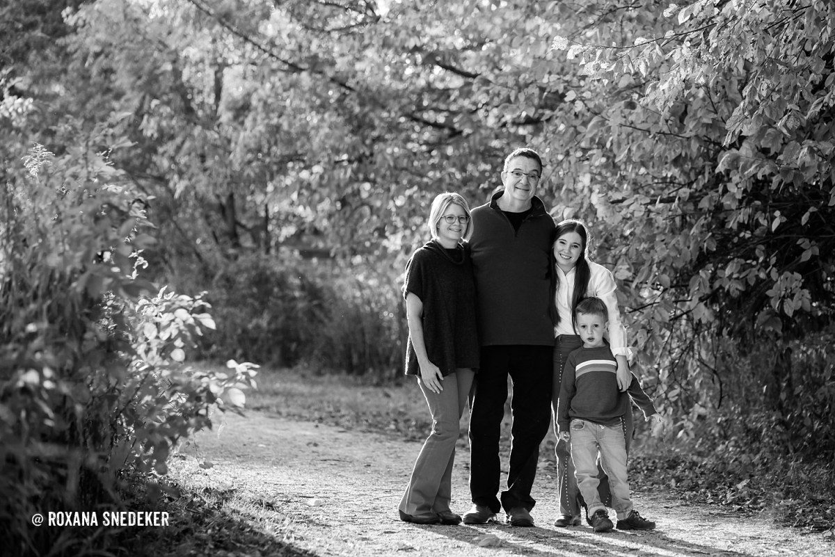 Outdoor Family Pictures Cool Creek Park